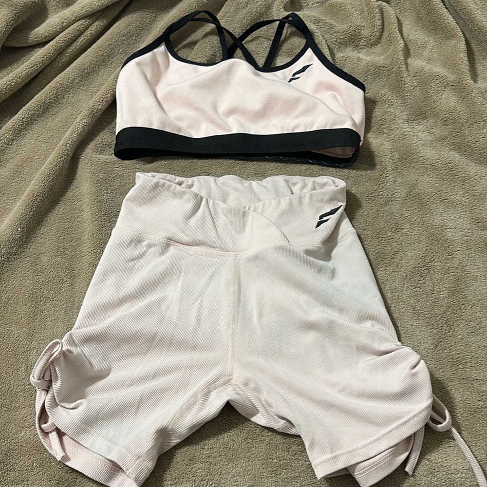 Flag nor fail workout set. Not sold separately